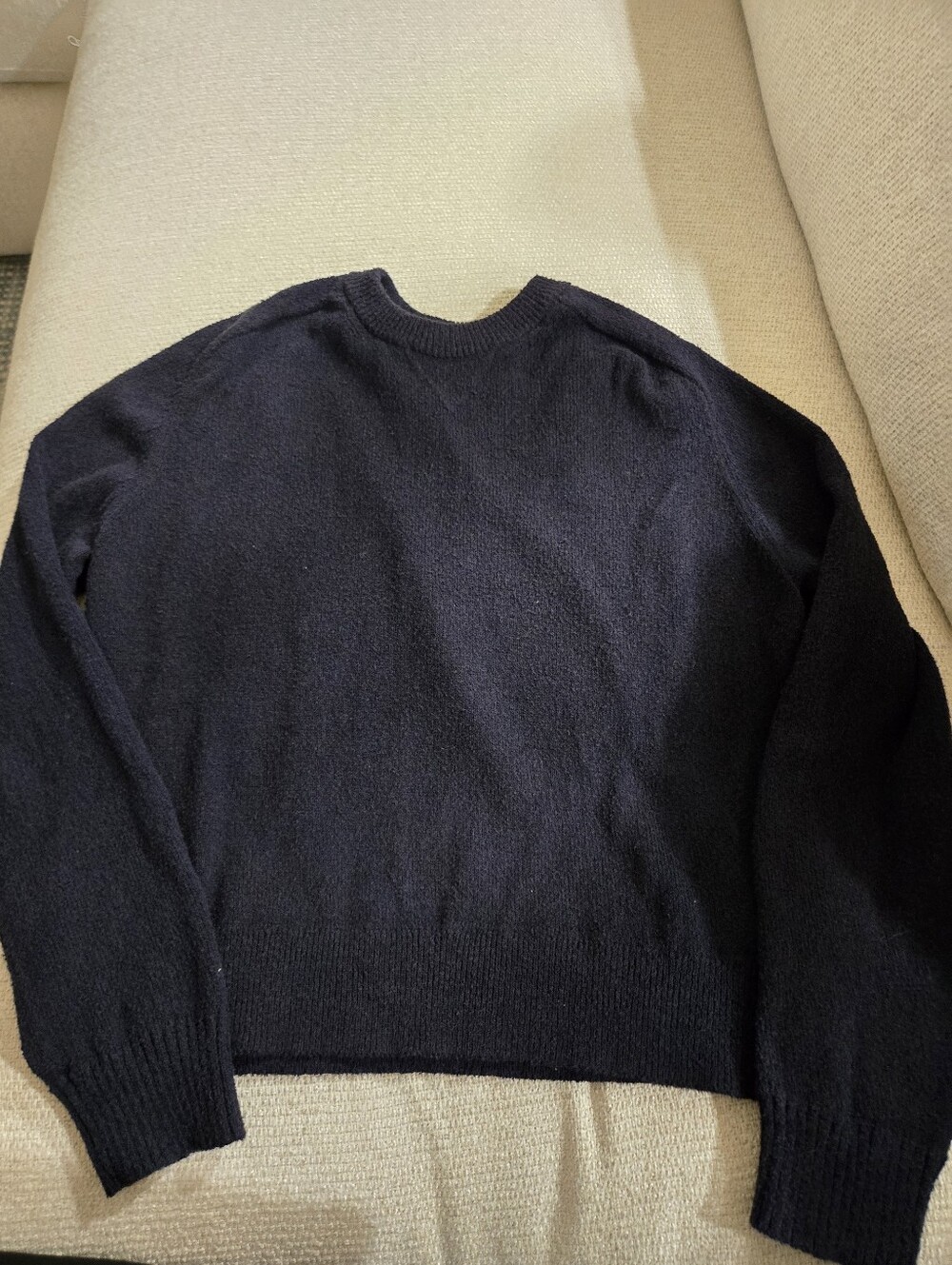 Theory Classic Wome 's Navy Blue Crewneck Sweater. Small.